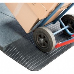 Rampe caoutchouc SBR 1080x325x38mm